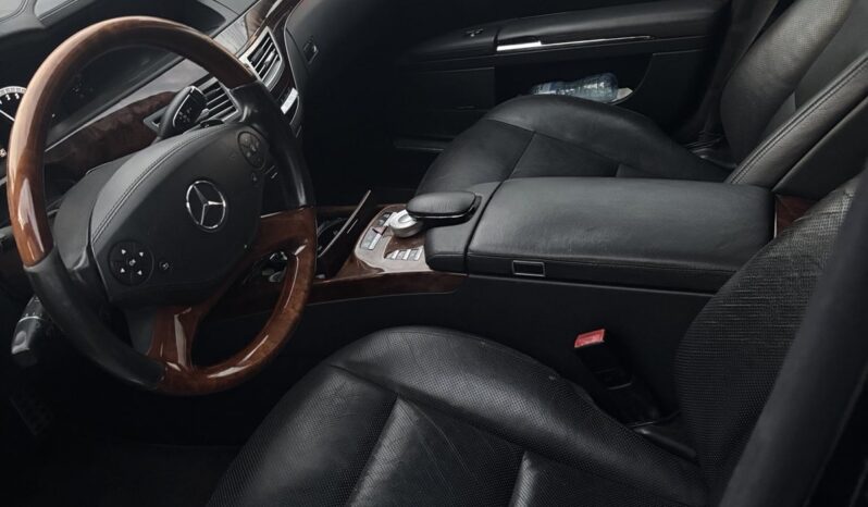 
								Mercedes Benz S500 full									