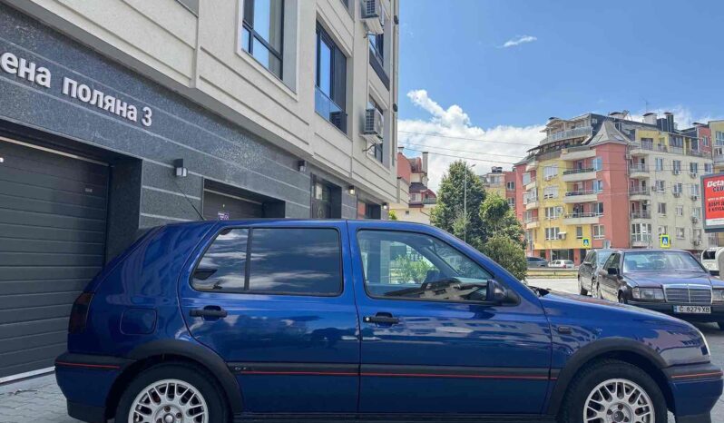 
								VW GOLF 3 2.0 full									