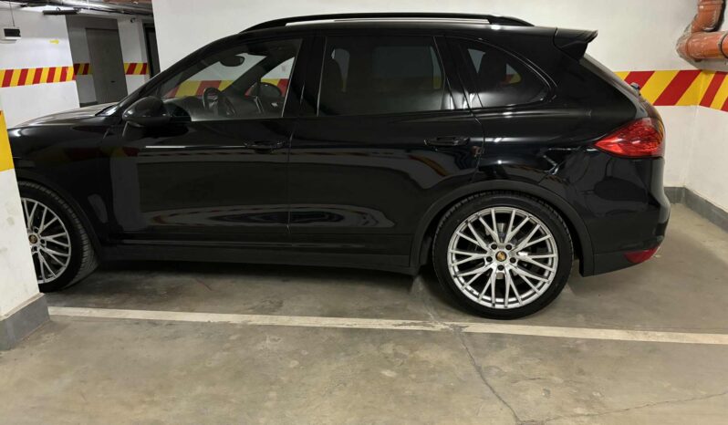 
								Употребяван Porsche Cayenne от 2011г. 211000 Черен Джип Дизелов Автоматична обл. София гр.София 239 full									